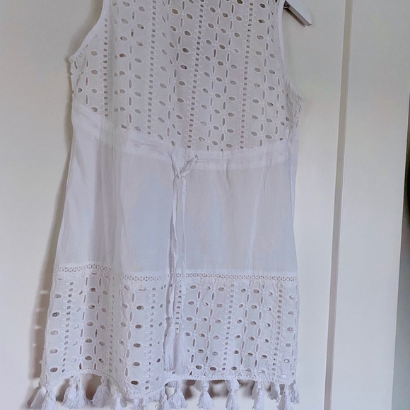 Pure Nordic Beach Cover-Up - Picture 8 of 8